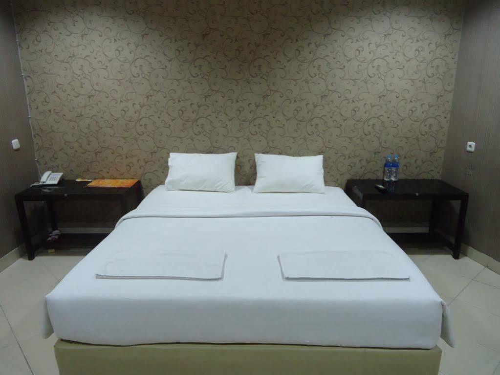 Flamengo Hotel Banten Exterior photo